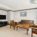 Hotel Oyo 285 The Modern Place
