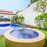 Avoca Pool * Pattaya
