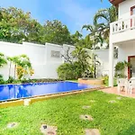 Avoca Pool Villa *