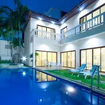 Avoca Pool Pattaya