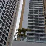 The Peak Towers Sea View Apartment *