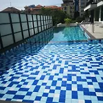 Apartment Baan Pakdi *