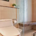 Private Luxury *