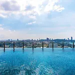 The Base อพาร์ทเม้น Pattaya