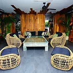 Lux Sl Luxury Style Of Life 5 *