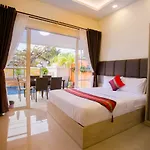 Pool 39b 300 Mater To Gate * Pattaya