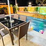 Pool 39b 300 Mater To Gate Villa *