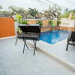 Villa Pool 39b 300 Mater To Gate Pattaya