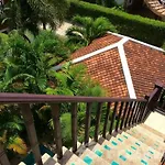 Private Pool & Jacuzzi Villa, Phratumnak, - 600m From The Beach, 711 Nearby