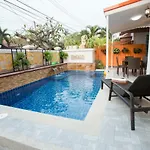 Pool 39b 300 Mater To Gate Villa