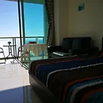 อพาร์ทเม้น The Riviera Wongamat Hong Pattaya