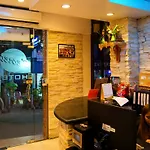 โรงแรม Secrets 3*
