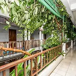 Sutus Court 5