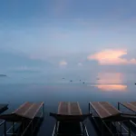 1Br Centric Sea 812 With Infinity Pool