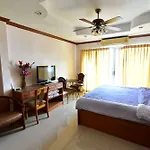 Thip\'S House