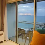 Apartment (57 m²), 2 Schlafzimmer und 2 eigene Badezimmer in Na Jomtien