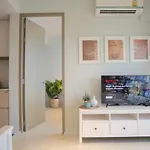 Apartment (57 m²), 2 Schlafzimmer und 2 eigene Badezimmer in Na Jomtien