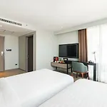 Citrus Grande By Compass Hospitality โรงแรม