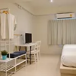 Hostel Bed N Bev Pattaya