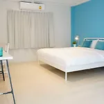Hostel Bed N Bev Pattaya