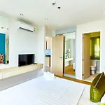 Grande Carribean L Guest Friendly L Seaview Pool View In อพาร์ทเม้น Pattaya
