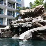 อพาร์ทเม้น Central Pattaya Apartments Pattaya