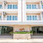 Oyo 357 Sleep Easy On Nineteen