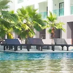 Woraburi & โรงแรม