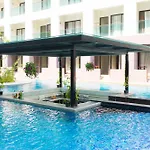 Woraburi & โรงแรม Pattaya