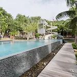 Unixx By Chanakan อพาร์ทเม้น Pattaya