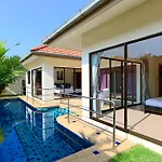 Villa Avoca Pool *