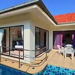 Avoca Pool Villa