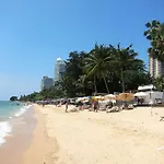 Laguna Heights 7 Dream Beach Apartment