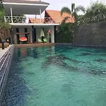 Jj Villa Resort
