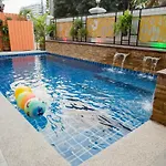 Pool 39b 300 Mater To Gate