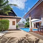Tropicana Pool * Pattaya
