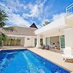 Tropicana Pool Pattaya