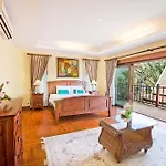 Tropicana Pool Pattaya