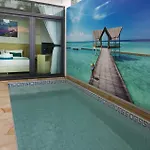 Tropicana Pool * Pattaya