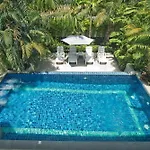 Tropicana Pool Pattaya
