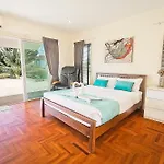 Tropicana Pool * Pattaya