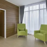 Tropicana Pool Hotel *