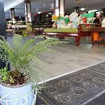 โรงแรม Suppamitr 3*