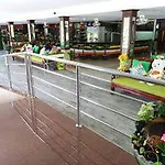 Suppamitr โรงแรม 3*