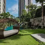 Sky Swimming Pool Beach Front Water Park Riviera * Pattaya