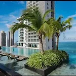 Sky Swimming Pool Beach Front Water Park Riviera อพาร์ทเม้น Pattaya