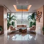 อพาร์ทเม้น Sky Swimming Pool Beach Front Water Park Riviera Pattaya