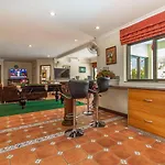 Viewbor - House Walking Street 4 Bedrooms วิลล่า