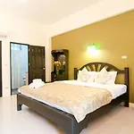 Ploen By Tolani Hotel 2*