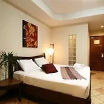 Sugar Home Serviced Apartment
